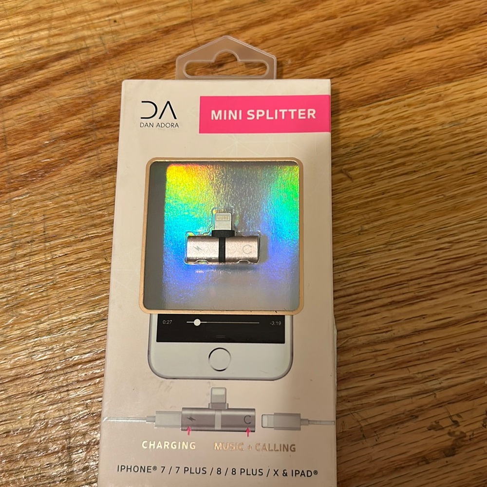 Urban Outfitters Mini Lightning Splitter Rose Gold